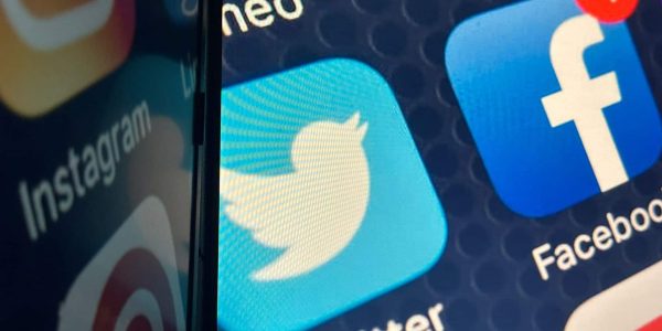 רשתות חברתיות טוויטר פייסבוק אינסטגרם