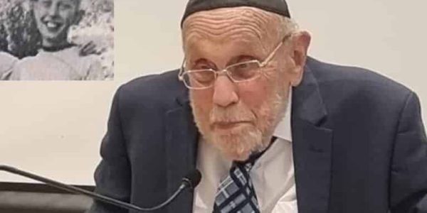 תמונה לשימוש חופשי. צולמה בהרצאתו של פרופ׳ אנגלמן ז״ל בפני עובדי משרד מבקר המדינה ביום השואה 2022. צילום: משרד מבקר המדינה