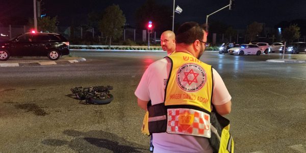זירת התאונה. צילום: דוברות מד"א־הצלה שרון