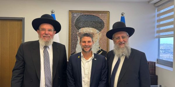 סמוטריץ' עם הרבנים הראשיים