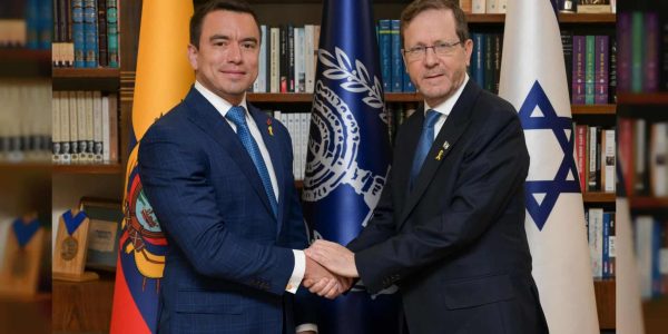 הרצוג ונשיא אקוודר   צילום: מעיין טואף/לע"מ