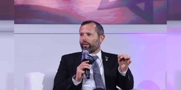 יו"ר מועצת יש"ע ישראל גנץ   צילום: מרק סלם