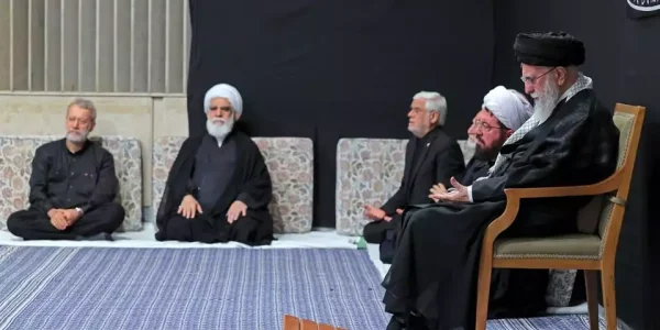 חמינאי בפעם הראשונה ליציאתו מהבונקר. צילום: סוכנות הידיעות ISNA