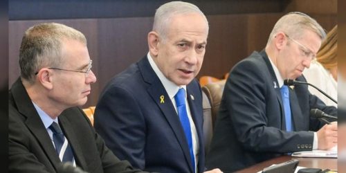 נתניהו בישיבת הממשלה  צילום: מעיין טואף/לע"מ