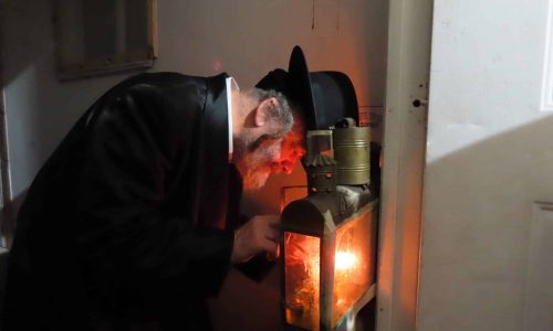 הגרמ"מ קארפ בהדלקה