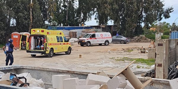 זירת הנפילה   צילום: מד"א