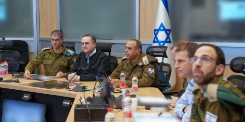 שר הביטחון בהערכת מצב  צילום: אריאל חרמוני/דוברות משרד הביטחון