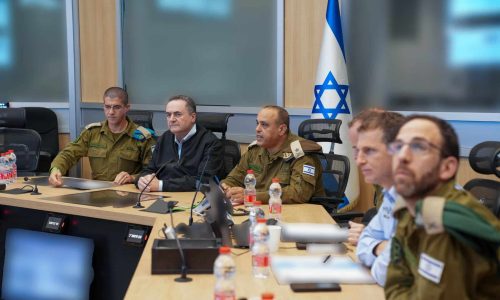 שר הביטחון בהערכת מצב  צילום: אריאל חרמוני/דוברות משרד הביטחון