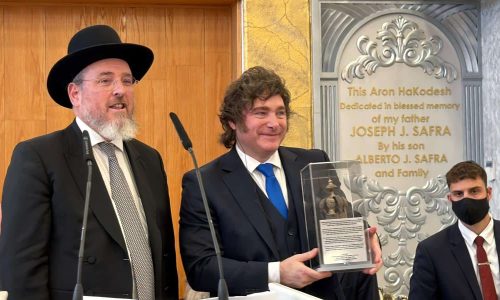 נשיא ארגנטינה בחברון - צילום - יהודה גרנובסקי