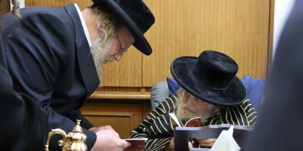 כ"ק האדמו"ר מתולדות אברהם יצחק. באדיבות המצלם