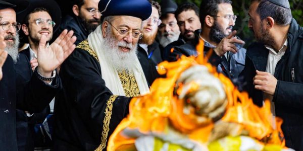 הדלקת הגרש"מ עמאר במירון  צילום: חיים טויטו