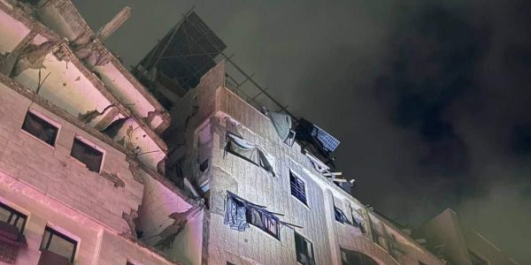 זירת התקיפה בעזה. צילום: רשתות פלסטיניות