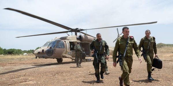 הרמטכ"ל מגיע במסוק לג'נין. צילום: דובר צה"ל