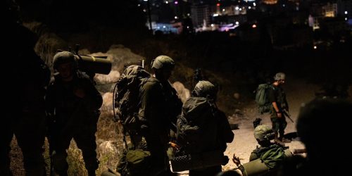 לוחמי צה"ל בפאתי מחנה הפליטים ג'נין. צילום: דו"צ