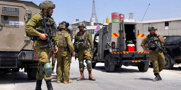 כוחות צה"ל בזירת הפיגוע בקרית ארבע. צילום: דובר צה"ל