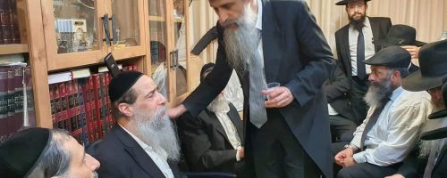 b5a3c13e-71df-42c2-8392-22bd33a20698