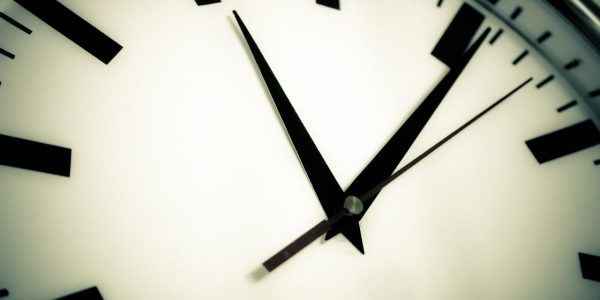 clock-594178_1280