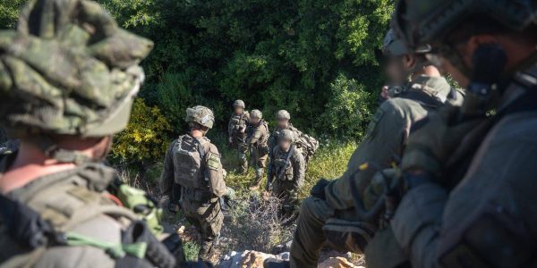 d6274cb4-7202-49f8-934f-caf995b4c06d