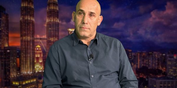 Video Thumbnail: תא"ל אמיר אביבי: "מצרים מתרגלת מלחמה נגד ישראל"