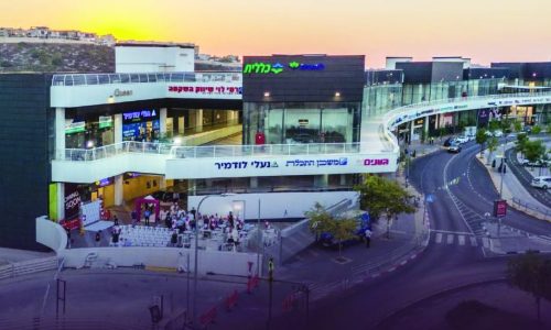 f9b702f9-0524-496b-afd4-febb9113f0eb