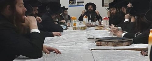 resized_בפתיחת כולל ערב חדש בקהילת צאנז במאנסי (1)