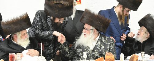 resized_סעודת הברית לבן הרה''ג ר' זלמן לייב שליט''א בן הגה''צ ראש הישיבה ואב''ד ארה''ב שליט''א - לחיים לסב הגה''צ רה''י שליט''א