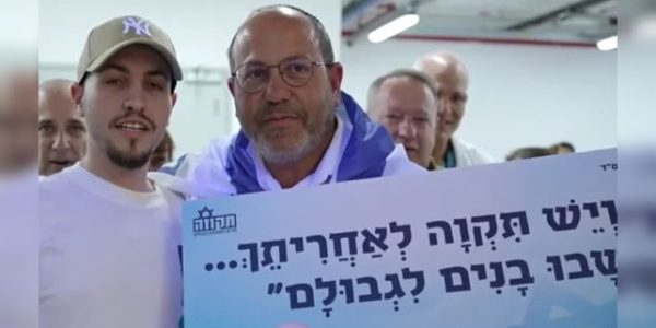 איתן וצביקה מור  צילום: עוז אביטל, לע"מ