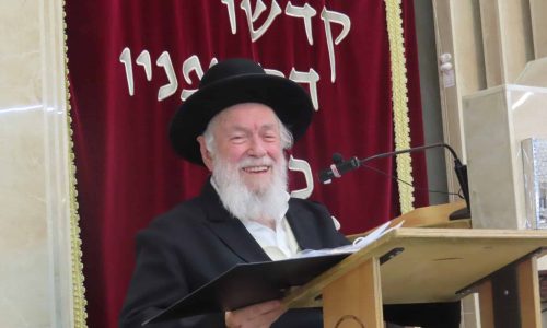 הגר"י זילברשטיין בהיכל ישיבת הר"ן