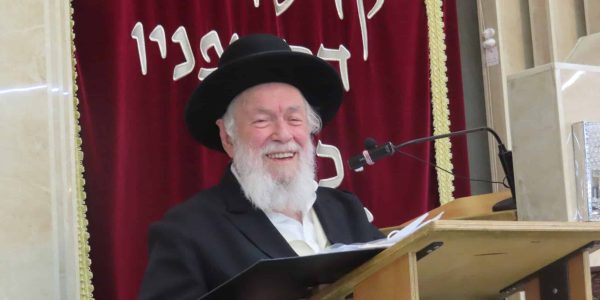 הגר"י זילברשטיין בהיכל ישיבת הר"ן