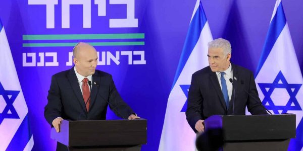 בנט ולפיד. צילום: עוז שכטר