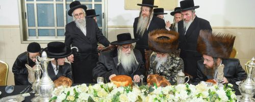 בר-מצווה-לנכד-האדמור-מזלאטשוב.-צילום-יניב-יצחק-10