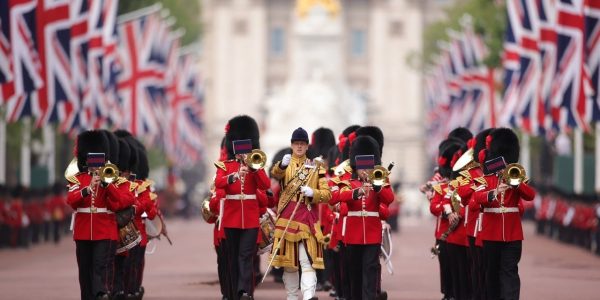בריטניה חוגגת יום הולדת למלך צ'ארלס 5. צילום טוויטר