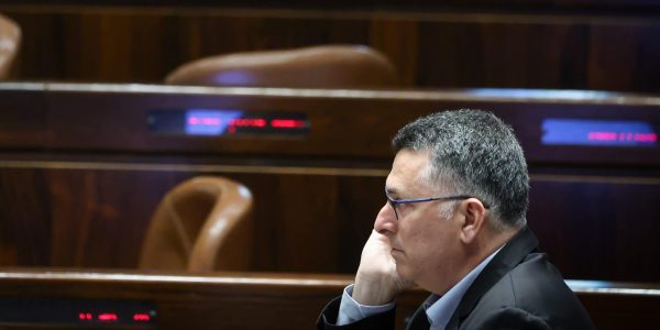 גדעון סער במליאה// צילום: דוברות הכנסת