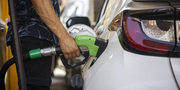 מחירי הדלק. צילום: אוליבייה פיטוסי/פלאש 90