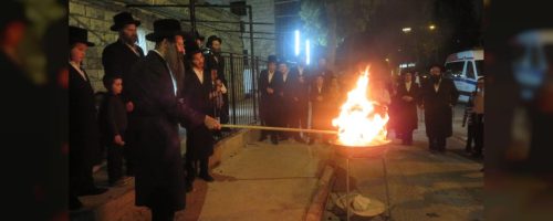 האדמור מסטריקוב בהדלקה ושבת בצפת. צילום דב בער הכטמן (38)