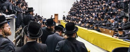 האדמור מסערט ויז'ניץ שליט''א חנוכה פ''ג צילום שמואל שנקר (5)