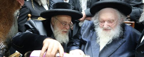 האדמו''ר מתולדות אהרון נפרד מהראב''ד. צילום, איציק ו (8)