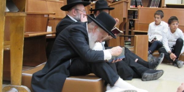 הגאון הגדול הרב שמואל בצלאל שליטא ראש ישיבת 'פורת יוסף (3)