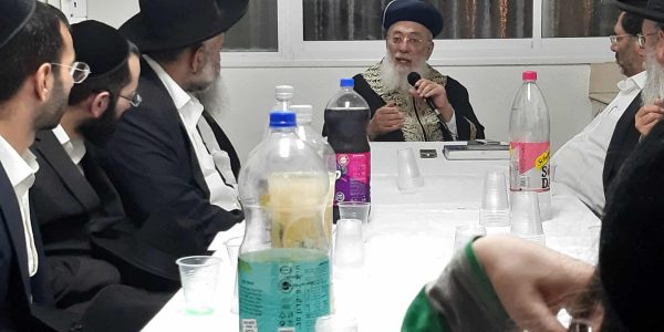 הגרש''מ עמאר בוועד לבוגרי פורת יוסף (2)