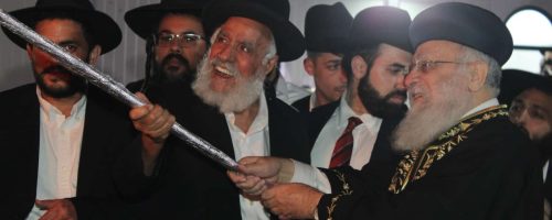 הדלקה בביה''כנ חמדת שמעון. צילום איתי קצב (7)