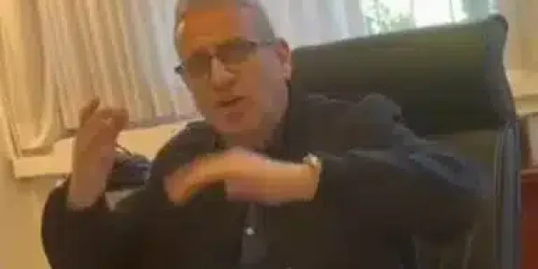 מנהל בית הספר צילום מסך