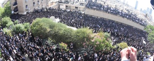 הלוויית מרן הגרי"ג אדלשטיין זצ"ל. צילום: יהודה פרקוביץ