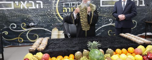 הרב דוד יוסף בביקור בתלמוד תורה נתיבות שלמה. צילום יעקב כהן (22)