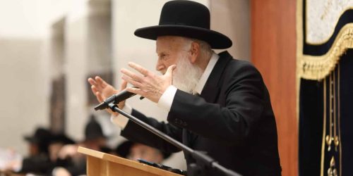 הרב שמואל בצלאל בישיבת אהל תורה בראשות הרב מועלם. צילום יעקב כהן ובאדיבות המצלם (15)