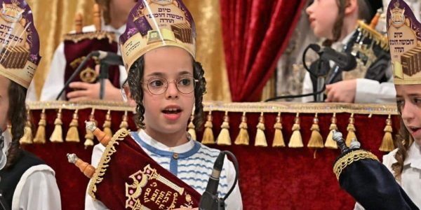 זיו התורה. צילום יהושע פרוכטר (65)