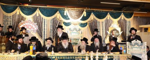 חלוקת תעודות נדבורנה. צילום א. אייזנבאך (15)