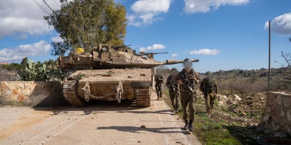 חרבות ברזל - חיצי הצפון - לוחמי חטיבה 7 בדרום לבנון. צילום - דו''צ (1)