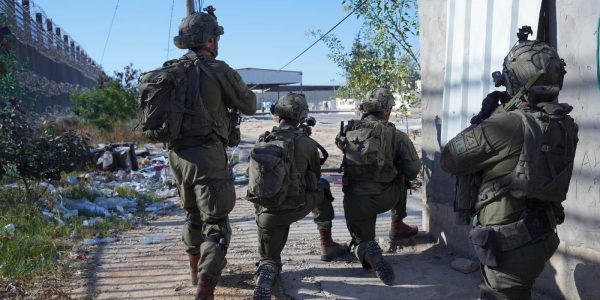 חרבות ברזל - כוחות צה''ל במעבר רפיח. צילום, דו''צ (2)