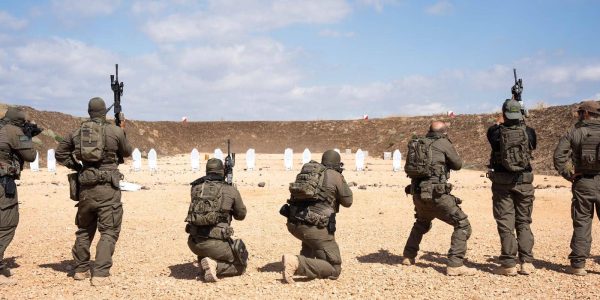 חרבות-ברזל-כוחות-צהל-מחטיבה-188-באימונים-סמוך-לגבול-לבנון-ובמפקדות.-צילום-דוצ-2