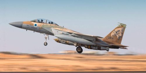 חרבות ברזל - מטוסי חיל האוויר בדרך לתקיפה בתימן. צילום - דו''צ (4)